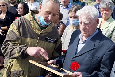 Памяти героя